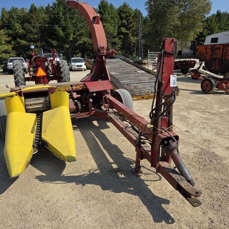 NEW HOLLAND 770