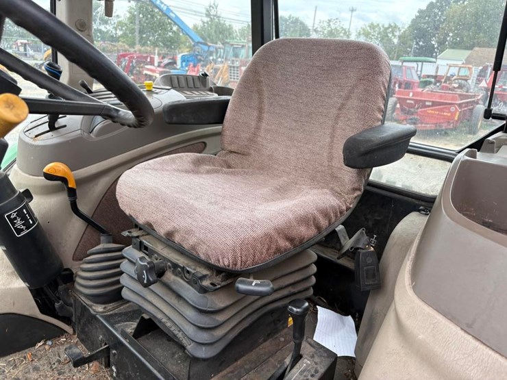 2012-john-deere-5083e-image-24