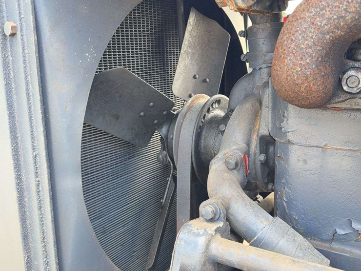 mccormick-deering-w-30-image-49