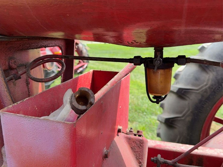farmall-f-20-image-55