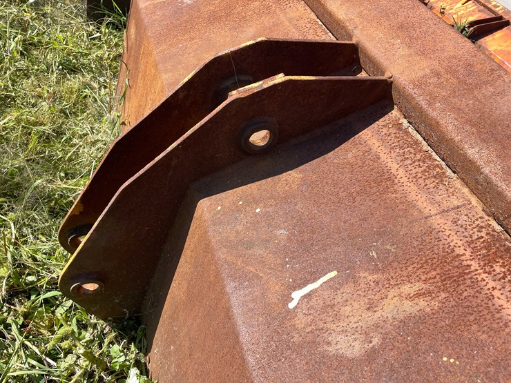 #1149-•-front-loader-bucket-attachment-image-16