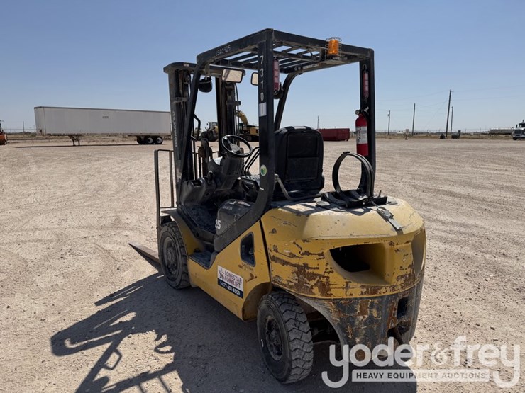 2018-komatsu-fg25t-16-image-3