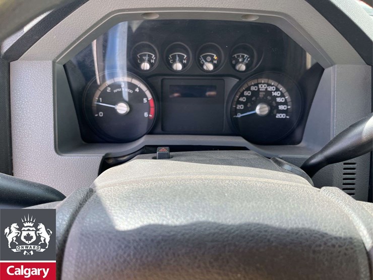 2013-ford-f550-image-4