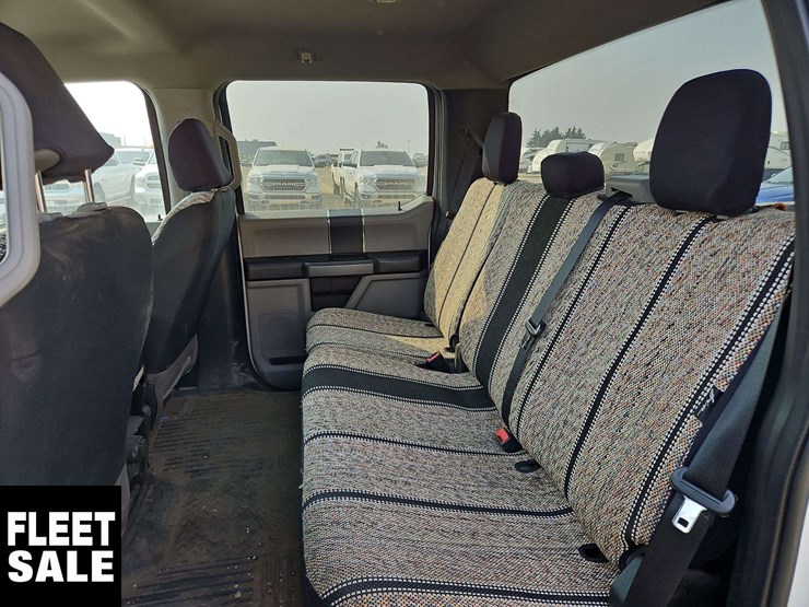 2021-ford-f250-image-14