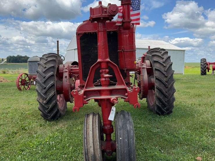 farmall-f-30-image-10