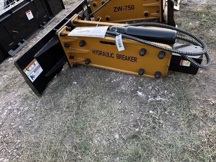 wolverine,-cb-11-750f,-skid-steer-concrete-image-1