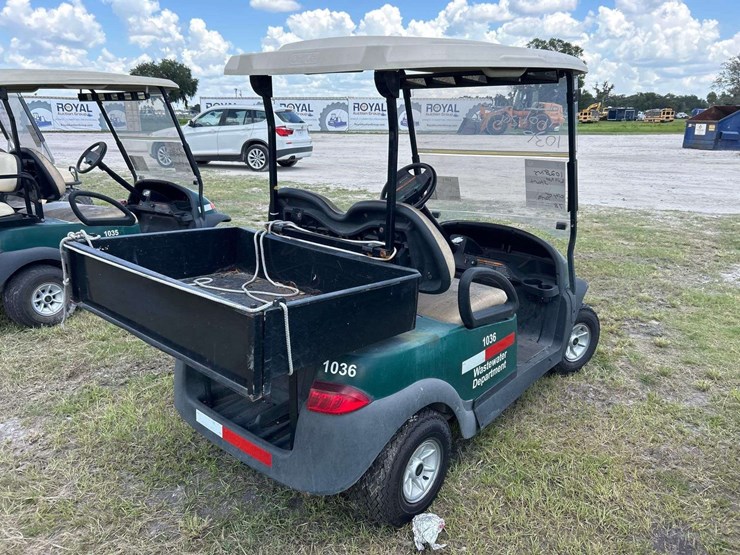 2014-club-car-electric-utility-cart-image-3