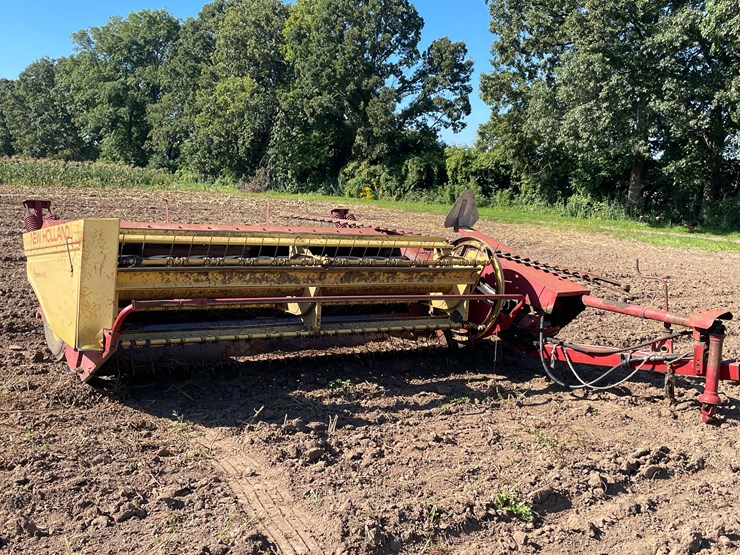 new-holland-469-image-1