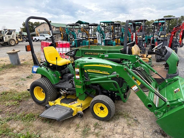 john-deere-2305-image-2