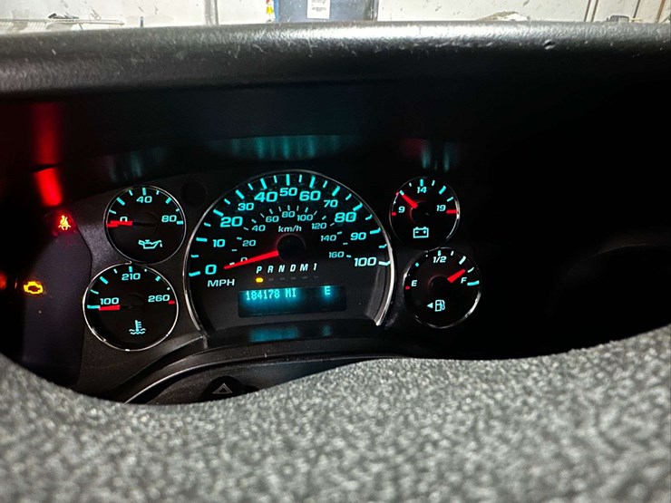 gm/chevy-van-miles---184178-image-18