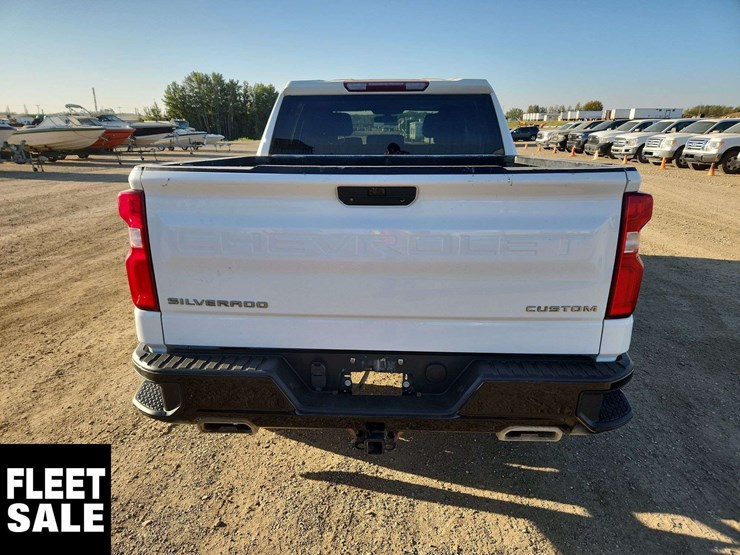 2020-chevrolet-silverado-1500-image-14