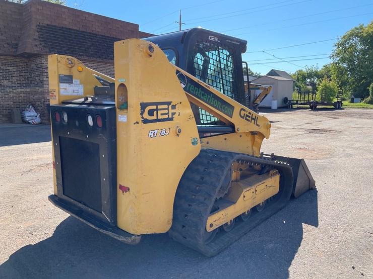 2021-gehl-rt165-image-5