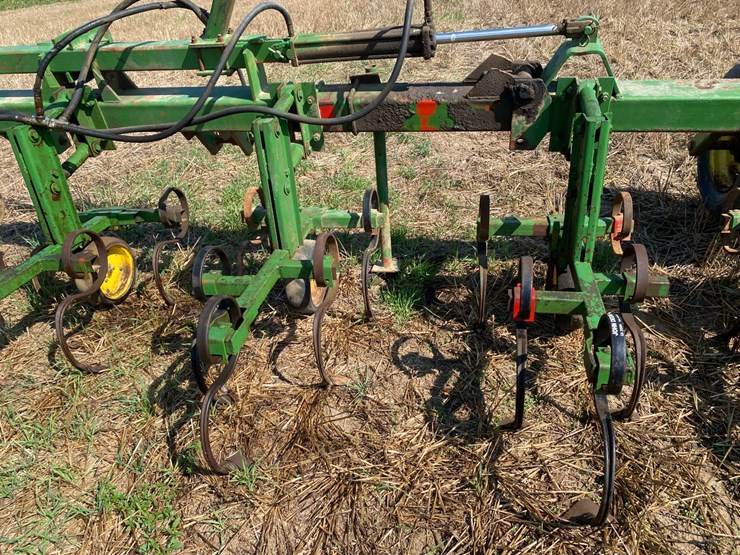 brillion-8-x-36”-row-cultivator-image-6