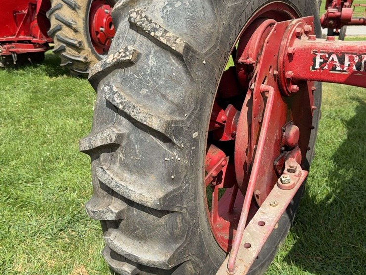 farmall-f-20-image-29