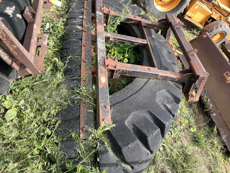 #1296-•-tire-yard-scraper-attachment-image-6
