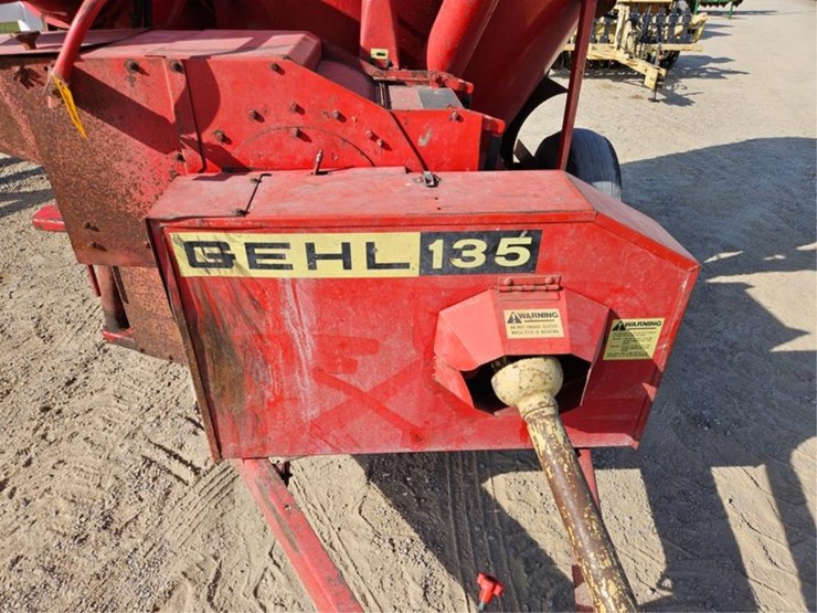 gehl-135-image-11