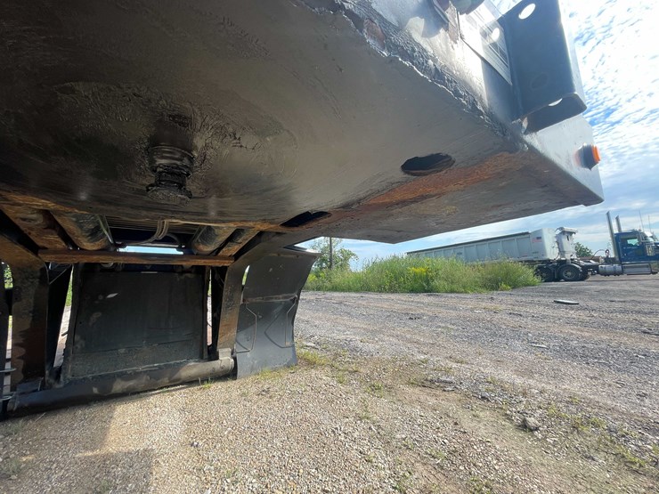 #3032-•-landoll-hauler-lowboy-trailer-(has-wi-title)-(denmark,-wi)-image-23