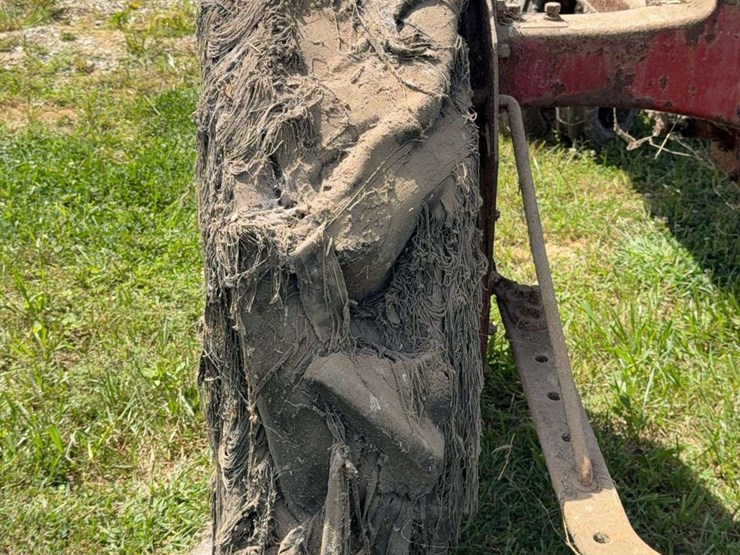 farmall-f-20-image-21