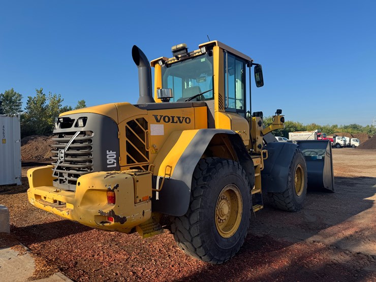 volvo-l90f-image-5