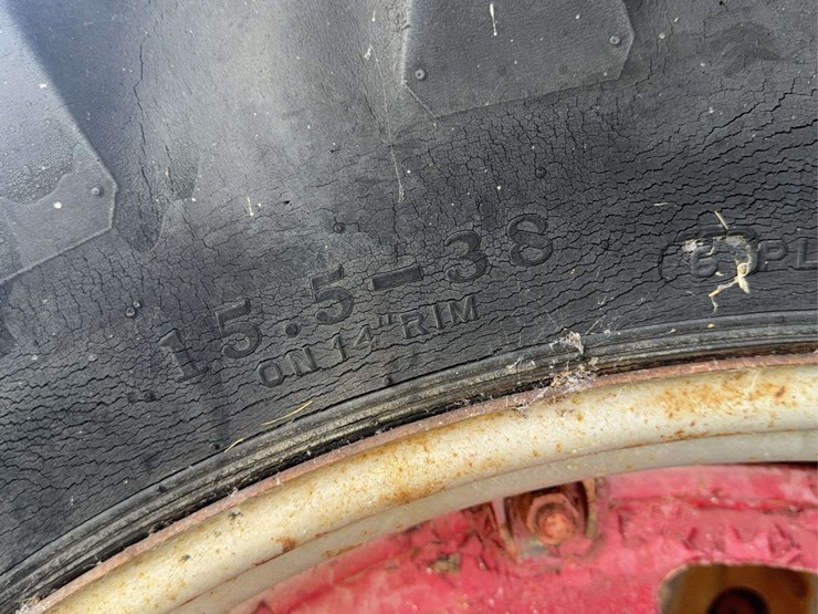 farmall-560-image-23