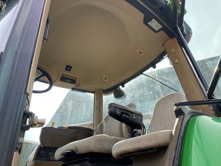 2007-john-deere-8330-image-35