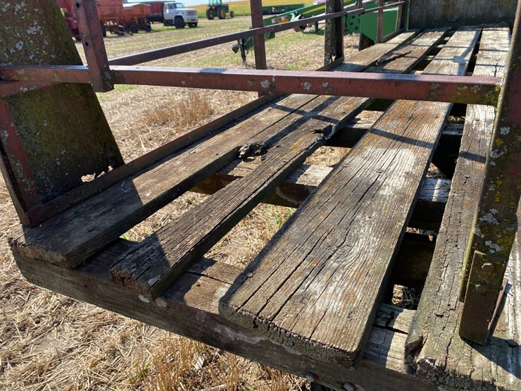 meyer-hay-wagon-image-10