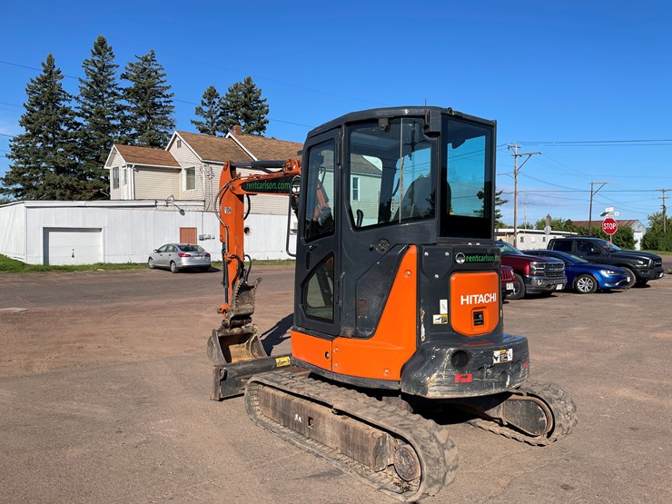 2019-hitachi-zx35u-image-7