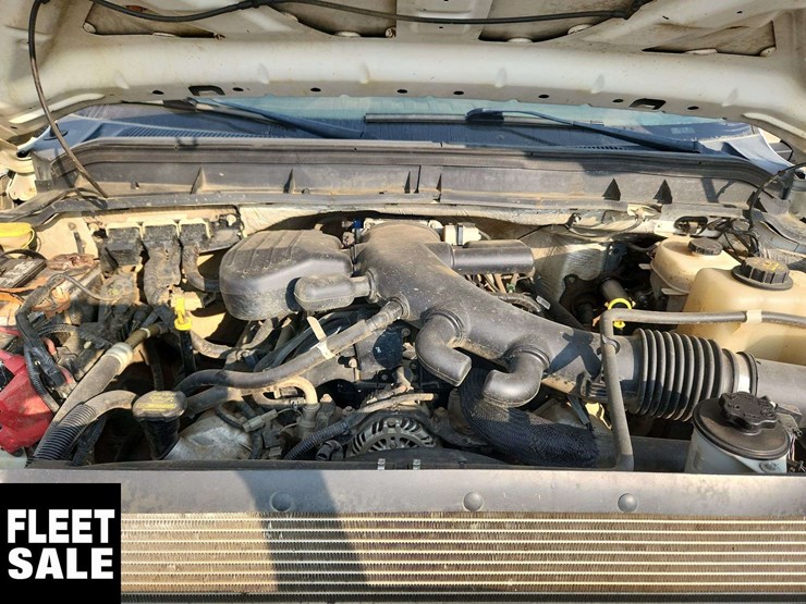 2013-ford-f550-image-16