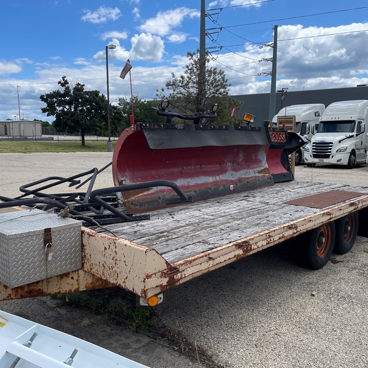 #8018 • 1993 19' RDIHL Deckover Trailer (With WI Title)