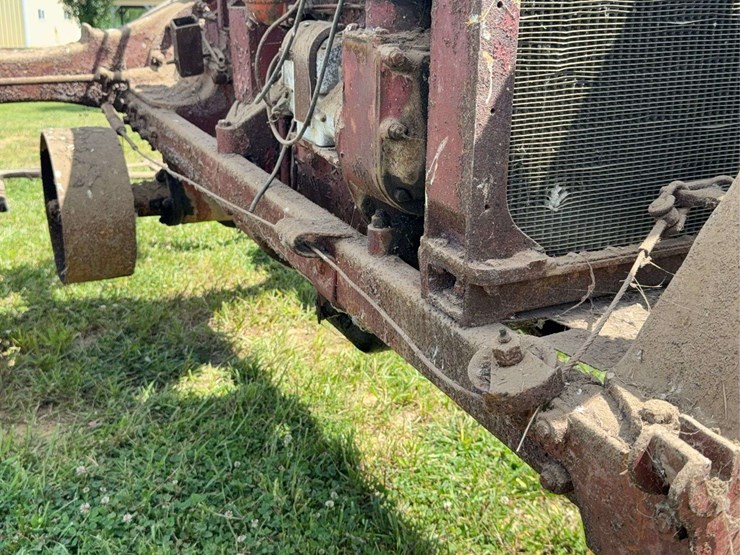 farmall-f-20-image-52
