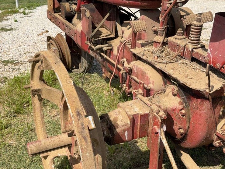 farmall-h-image-36