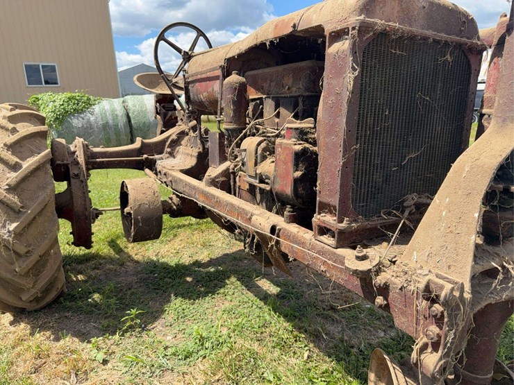 farmall-f-20-image-62