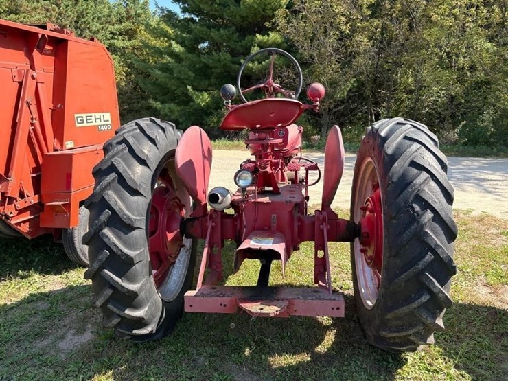 1939-farmall-h-tractor-image-5