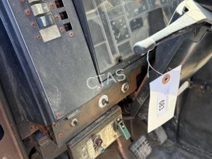 #683-•-international-power-rodder-truck-image-22