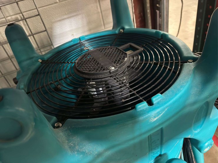(3)-service-master-ace-turbo-dryers-image-3