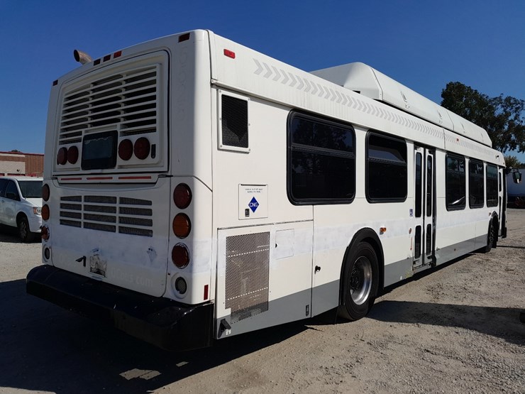 lot#--2007-new-flyer-c40lfr-transit-bus-image-4