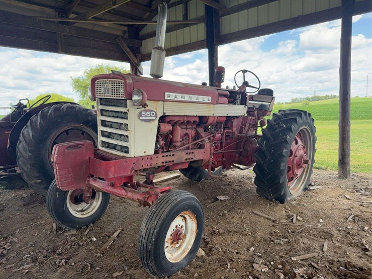 farmall-560-image-1