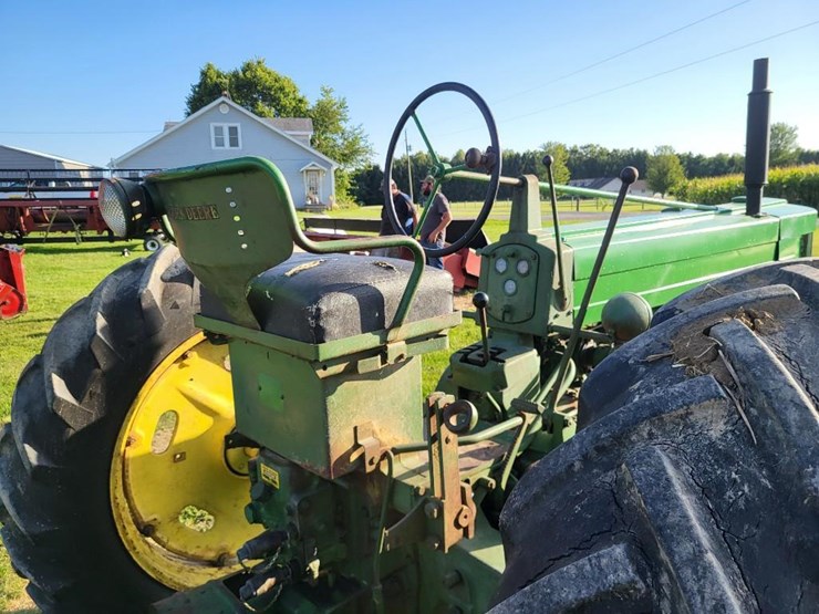 john-deere-50-image-24