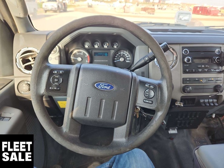 2016-ford-f550-image-9