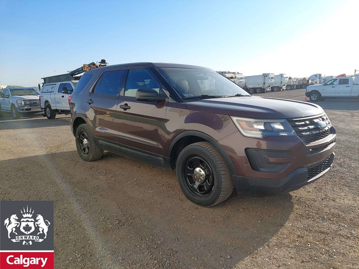 2018-ford-explorer-image-1