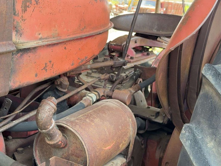 mccormick-wd-9-diesel-image-24