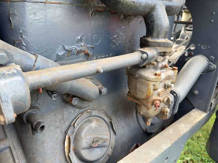 mccormick-deering-w-30-image-55