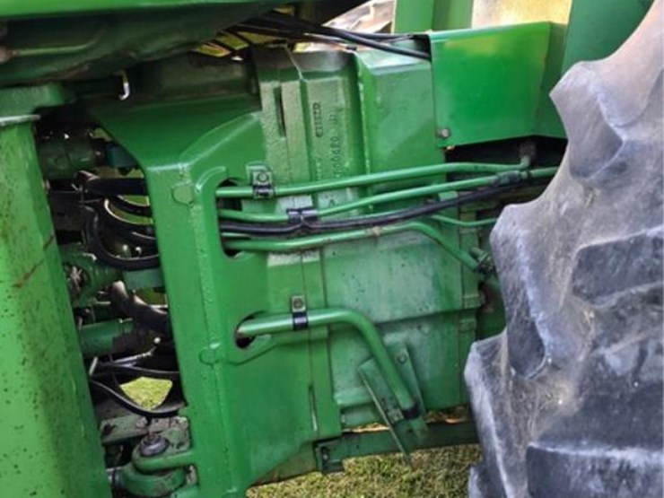 john-deere-8640-image-17