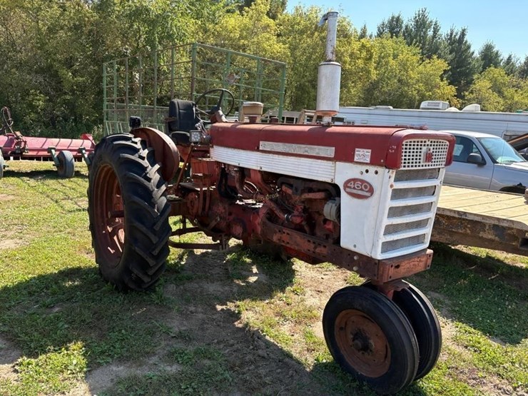 farmall-460-tractor-image-4