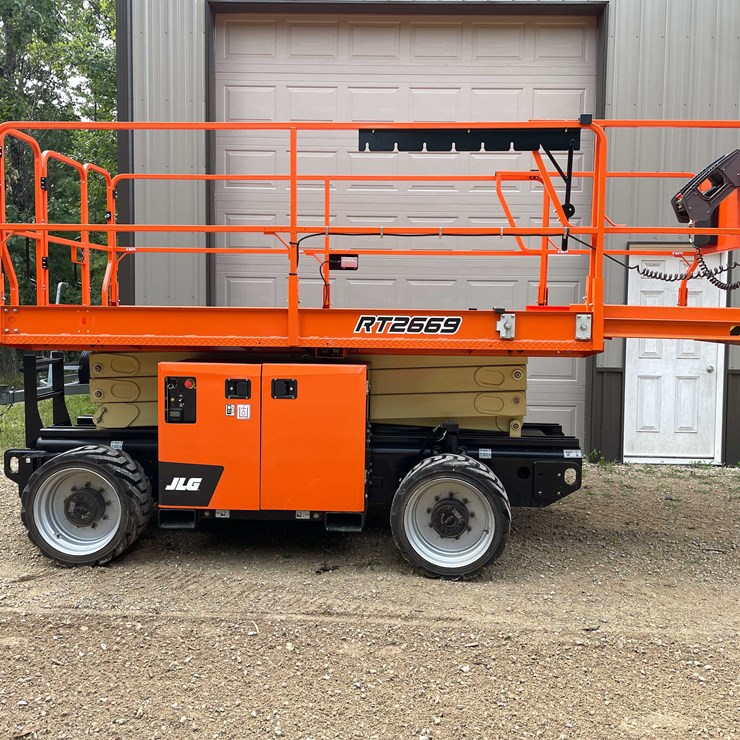#302 • 2022 JLG RT2669 Scissors Lift (Wautoma, WI)