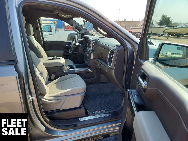 2021-chevrolet-silverado-1500-image-18