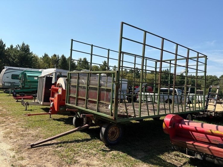 9x18'-hay-rack-on-gear-image-1