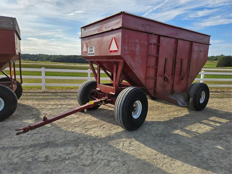 m&w-little-red-wagon-image-1