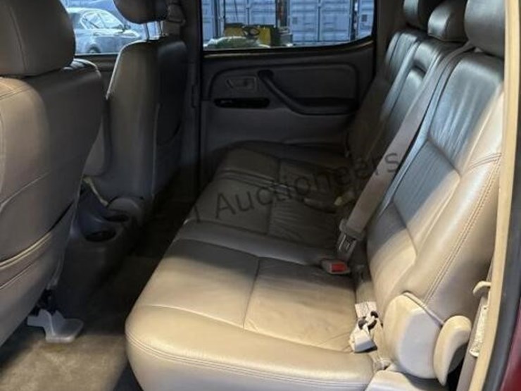 2006-toyota-tundra-sr5-image-26