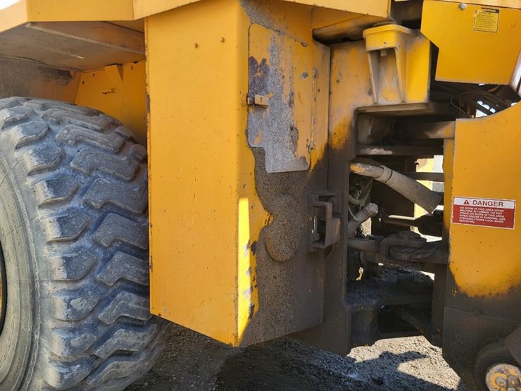 1989-o&k-trojan-5500-articulating-pay-loader-image-29
